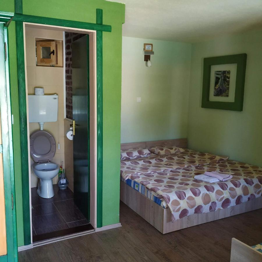 Гостьовий будинок Country House Lozanjska Terasa Екстер'єр фото